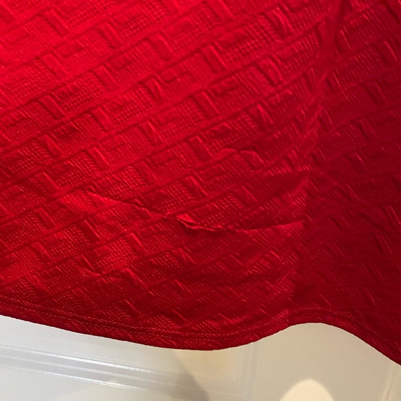 Red Dress - Picture 4 of 5